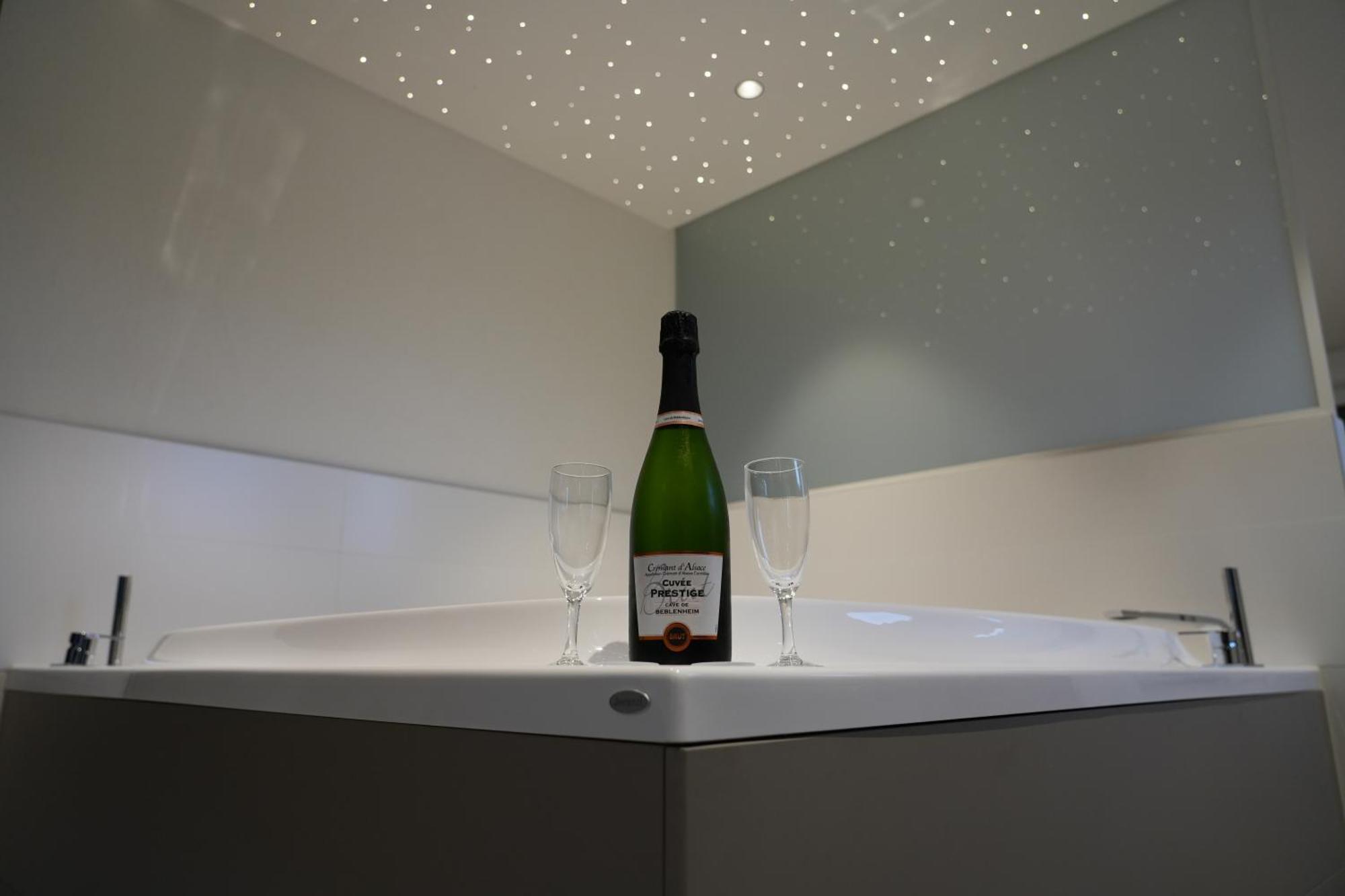Gite Spa L'Atelier Emile - Spa Privatif - 5 Min Colmar Sainte-Croix-en-Plaine 外观 照片