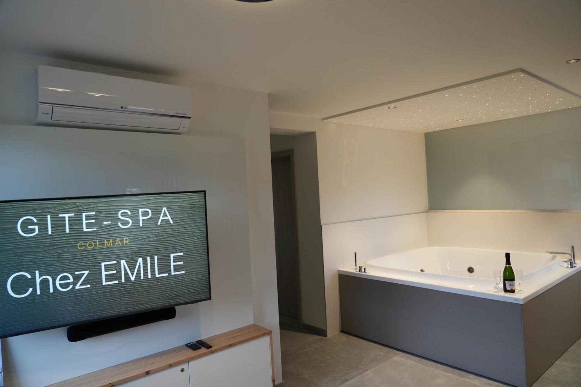 Gite Spa L'Atelier Emile - Spa Privatif - 5 Min Colmar Sainte-Croix-en-Plaine 外观 照片