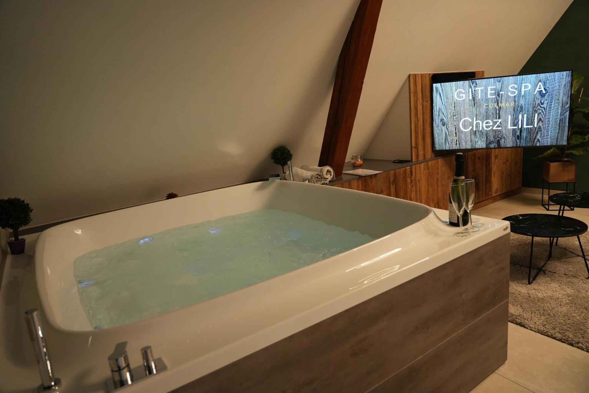 Gite Spa L'Atelier Emile - Spa Privatif - 5 Min Colmar Sainte-Croix-en-Plaine 外观 照片